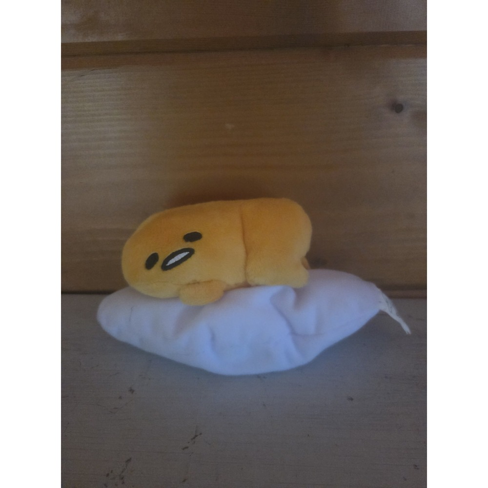 Sanrio Gudetama Lazy Egg Plush Danglers Series‎ 1 Laying on Side Egg Plush F41